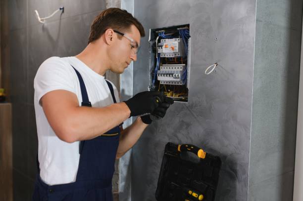 Best Circuit Breaker Repair  in Artondale, WA